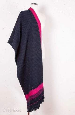 Waziri Indigo Shawl with silk sides and ends
113 x 223 cm / 3'8'' x 7'3''
                  