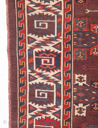 Turkmen Yomud Kepse Gul Main Rug with Red Elems
165 x 275 cm / 5'4'' x 9'0''                 