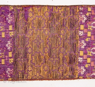 Fez Sash Fragment 
19th C.
117 x 17 cm / 46 x 6.69 IN.                    