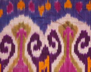 Uzbek Ikat Fragment 95 x 127 cm                          