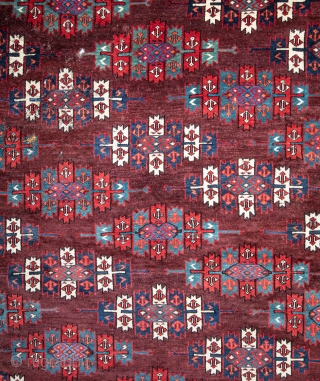 Turkmen Yomud Kepse Gul Main Rug  with some moth damage but  great color and lovely details
175 x 273 cm / 5'8'' x 8'11''        