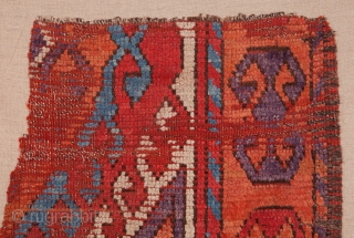 Central Anatolian Rug Fragment 86 x 115 cm / 2'9'' x 3'9''                     