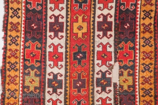 East Anatolian Rug Fragment 132 x 145 cm / 4'3'' x 4'9''                     