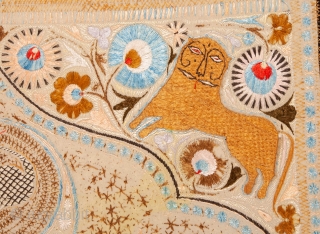 Indian Embroidery
153 x 260 cm / 5'0'' x 8'6''                        