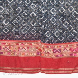 Indigo Textilke fron Laos
Mid 20th C.
81 x 181 cm / 31 x 71 inches                   