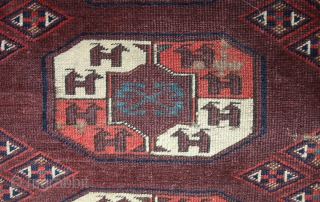 Rare Yomud group maincarpet from 1800-1830, with very rare secondary gül and curled leaf border ,intresting opposite elem design, superb colors,fine weave, collector's piece, size 279x171       