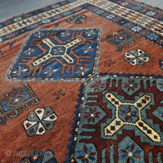 Antique Caucasian Kazak rug. Early 1900s. Very good condition for it's age, light wear and nice pile. Wool on wool. Size approx. 187 x 134 cm / 6.1 x 4.4 ft.  
