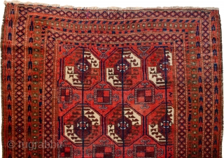 Antique Turkmen Rug 217x130cm

The harmonious colour combination of this Turkmen rug makes it easy to place. The three rows of octagonal design with a pole running through them, squares in between, and  ...