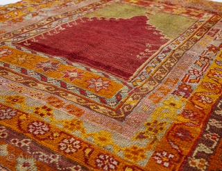 Antique Kirshehir rug 148x114cm In good condition

More Info: https://sharafiandco.com/product/antique-kirshehir-rug-148x114cm/

                        