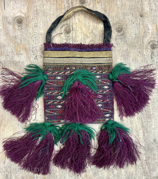 Rare old Uzbek bag with charming tassels 33x30cm in very good condition.                     