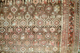 Antique Bakhtiar Hinegoon Carpet 495x360cm in good condition.                         