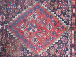 A SWP Rug w 3 medallions                           