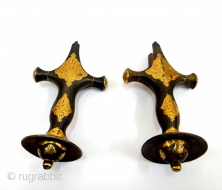 A PAIR OF MUGHAL SWORD GOLD INLAID HILT , 18TH CENTURY                      