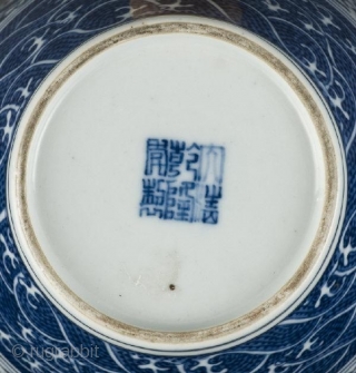 
a Chinese blue and white porcelain vase depicting lotus blossoms, having two elephant head handles , mark on the bottom. 12.25"H Circa - 19th Century or earlier .


Condition report

INTACT    