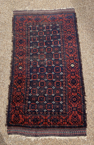 Late 19th Century Baluch Mina Khani.
Lovely Kilim Ends.
154cm x 63cm
Contact for more info/price

                    