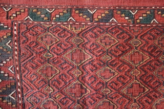 Lovely old Ersari Sumak torba showing a bastani type motif. This is a complete bag and in mint condition.              