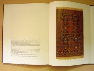 Book: Walter Böhning: Afghan carpets with war motives, 1993.
Very interesting exhibition catalog of Teppichhaus Saladin, Wiesloch (Badenia, Germany) on new Afghan war rugs.

Cloth without DJ (as issued), 124 pages, 57 good color  ...