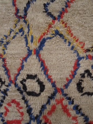 Azilal berber carpet..size: 280/128cm.
www.atlaskilimberbere.com                             