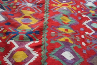 Rare mid 19th c Central Ukraine kilim circa 370 cm x 160

                     