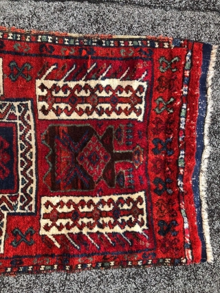 Antique South East Anatolian Prayer Rug , from the Rashwan Tribe Gaziantep - Malatya circa 1860 .
Size 128 cm x 68 cm  
         