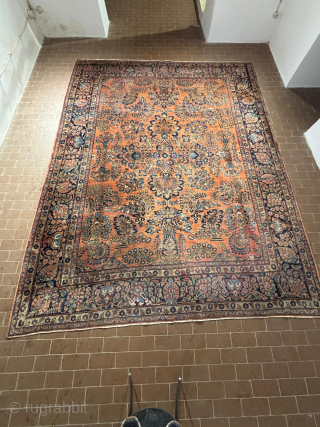 Saruq carpet. Size 330 x 240 cm maybe.
Ask for more pics. Instagram @soulweft.                    