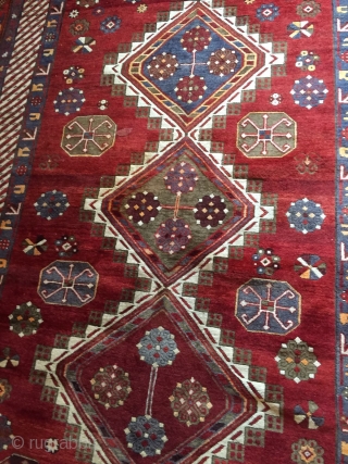 Being beautiful Caucasian Cuba carpet edge about 1930. Size 325cmx180cm .
Beautiful colors and design.
It is in a perfect condition.
Price-€2750
Contact me for more Information 

Best Regards 

Stephan Athir pages     