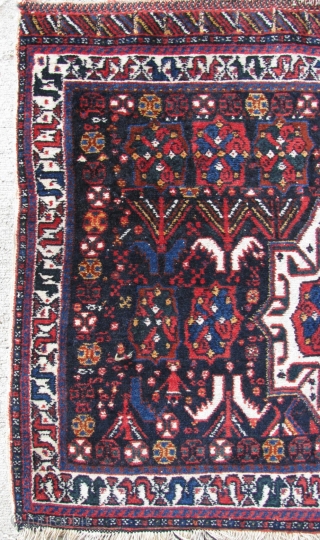 2' 2" x 2' 5" Afshar with piled closures    Free Ship/U.S.    3 day returns policy.            