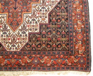 4' 7" x 6' 7" Senneh in excellent condition  
Includes Shipping      3 Day Returns Policy            