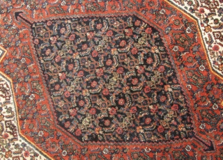 4' 7" x 6' 7" Senneh in excellent condition  
Includes Shipping      3 Day Returns Policy            