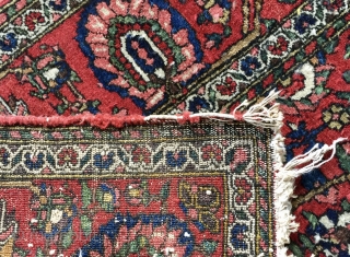 1930s Finely woven 4' 7" x 6' 7" Bakhtiari in excellent overall condition                    