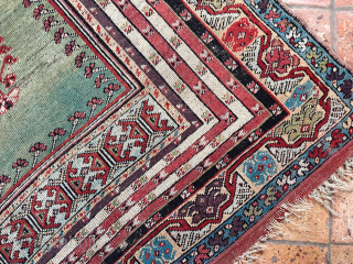 Antique Mudjur Prayer rug, circa 1850 - 168 x 121 cm.
In original condition, some wear. Lovely early dyes and soft wool.

£1100 ono.           