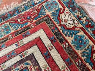 Antique Mudjur Prayer rug, circa 1850 - 168 x 121 cm.
In original condition, some wear. Lovely early dyes and soft wool.

£1100 ono.           