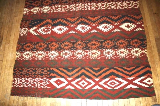 19th C. Kungrat gajara kelim. Size 5'10" x 9'10"
  This kelim is in perfect condition. All good dyes. Just a very good antique kelim that gives a lot of presence in  ...