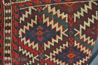 Small asmalyk, circa 1875.
WONDERFUL colors, real green. Great graphic. Soft lustrous wool. I wonder....were these for baby camels? ;-)
Some old village  repair to the upper left edge. 
Size: 13" & 18"  ...