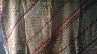 old vintage Phulkari

size: 240 * 143 cm

Material: cotton with silk embroidery                      