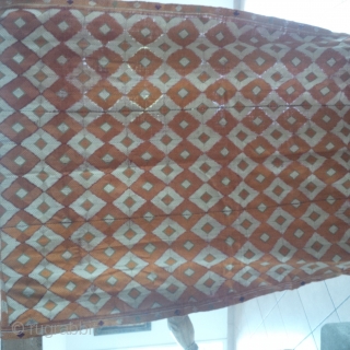 beautyfull, amazing and rare pkhistan bagh phulkari, antique 19th century.

size: 147 * 236 cm                   