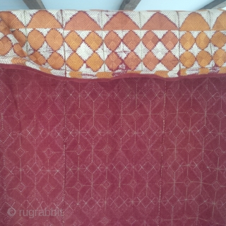 beautyfull, amazing and rare pkhistan bagh phulkari, antique 19th century.

size: 147 * 236 cm                   