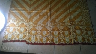 antique and rare Bagh Phulkari from Punjab/ India.

end of the 19th/ beginning of the 20th century

100% cotton fond (handwoven) and all over embroidered by hand with silk

in perfect condition

size: 245,5 *148,5 cm 