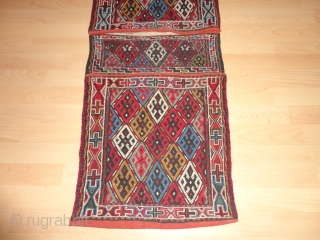 
 Old  Kurdish  dupelkordjin  Sumagh  47 X 109  cm.
 Fein  with  nice  colours  ,  very good  condition ,
 Very  rare  ...