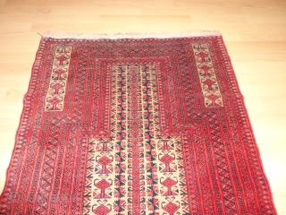   Very  fine  old  Belutch  Prayer  rug  88 X 147  cm.
  camel  grund , filigran  pattern , high  quality wool  ...