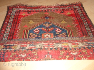    Antique  Bidjar  Wagireh / sampler rug  19  Jh. century  108 X 117 cm.

   wool  foundation  ,  superb  natural  ...
