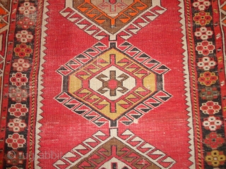     Antique  caucasian   Shirwan    135 X 315 cm , roud  1900

    slight  wear oxydat braun , two very  ...