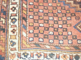   Antik  Afshar  about 1900 , 99 X 123 cm.
  Wool on wool foundation,Natural colours
  komplet condition with kelims ends.shows wear.       