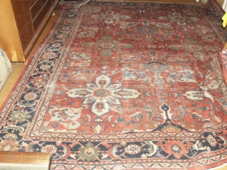 
 Antique  Ziegler  Mahal  West- Persien  292 X 375 cm. Very  dekorative  big pattern

 with  superb  natural colours  , komplet  with   ...