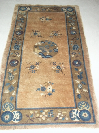 
   19 th. century  Peking chinese rug  98 Y 173  cm.
   Nice  lustrous wool , superb natural colours , slight wear  on   ...