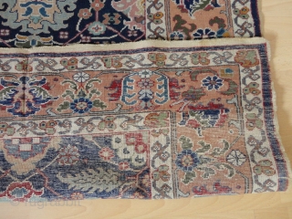  Antique  Kayseri   rug  round  1900   119 X 175  cm.

 Naturel  colours ,  short pile  , rare  and  unusual  ...