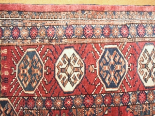 
    Antique  Tekke  Turkmen main carpet ( cental Asien )

    late 19 th. 343  X  222  cm.

    Well  ...