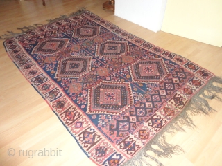 
   Antique  Waramin  Kurd  Kelim  West-Persian  round  1920
   148 X 230  cm.  fine  weave , Natural  colours ,  ...