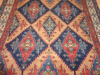 
Antique   Malayer  rug Nord-West  Persian  137 X 190 cm.

Natural  colours  with camel hair ground , slight  wear ,

very  dekorative  Pattern .  