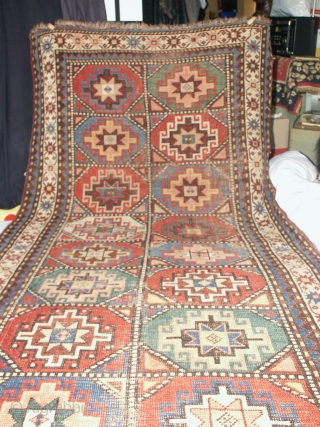     
    Antique  Memling  Gül Kasack 19 century  100 X 196 cm
    Superb  colours , wear  in   ...